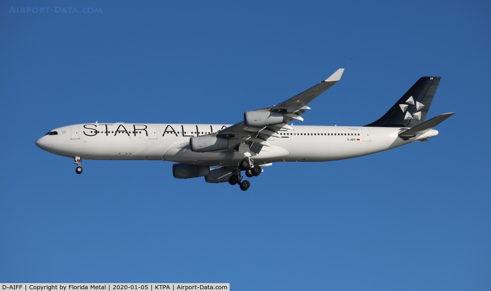 D-AIFF, 2001 Airbus A340-313X C/N 447, Lufthansa Star A340-300 zx