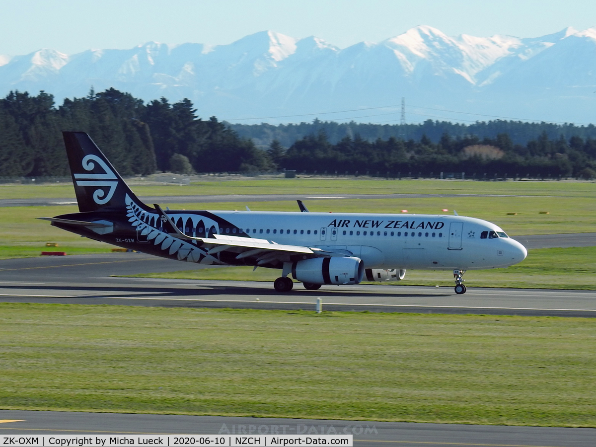 ZK-OXM, 2016 Airbus A320-232 C/N 7362, The Southern Alps always provide a great backdrop in Christchurch