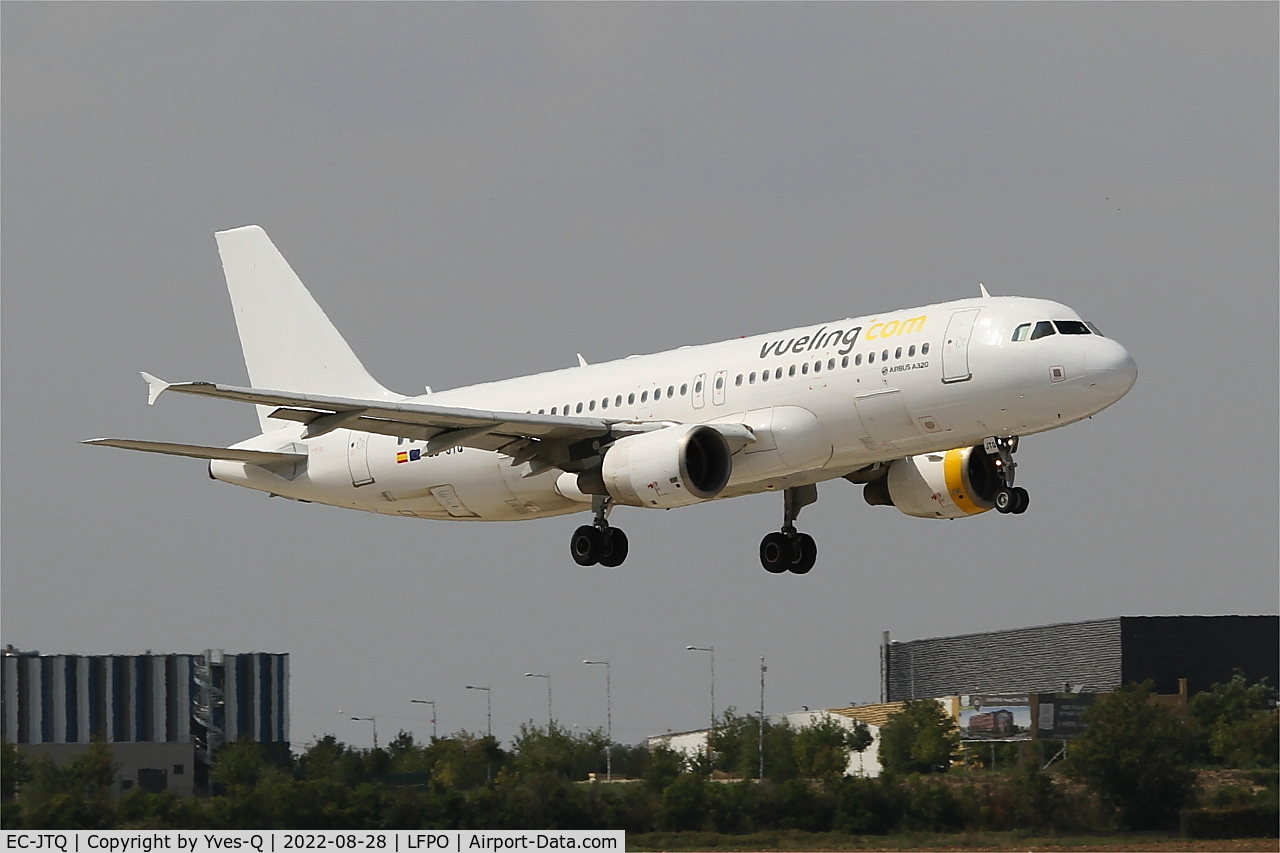 EC-JTQ, 2006 Airbus A320-214 C/N 2794, Airbus A320-214, On final rwy 06, Paris-Orly Airport (LFPO-ORY)
