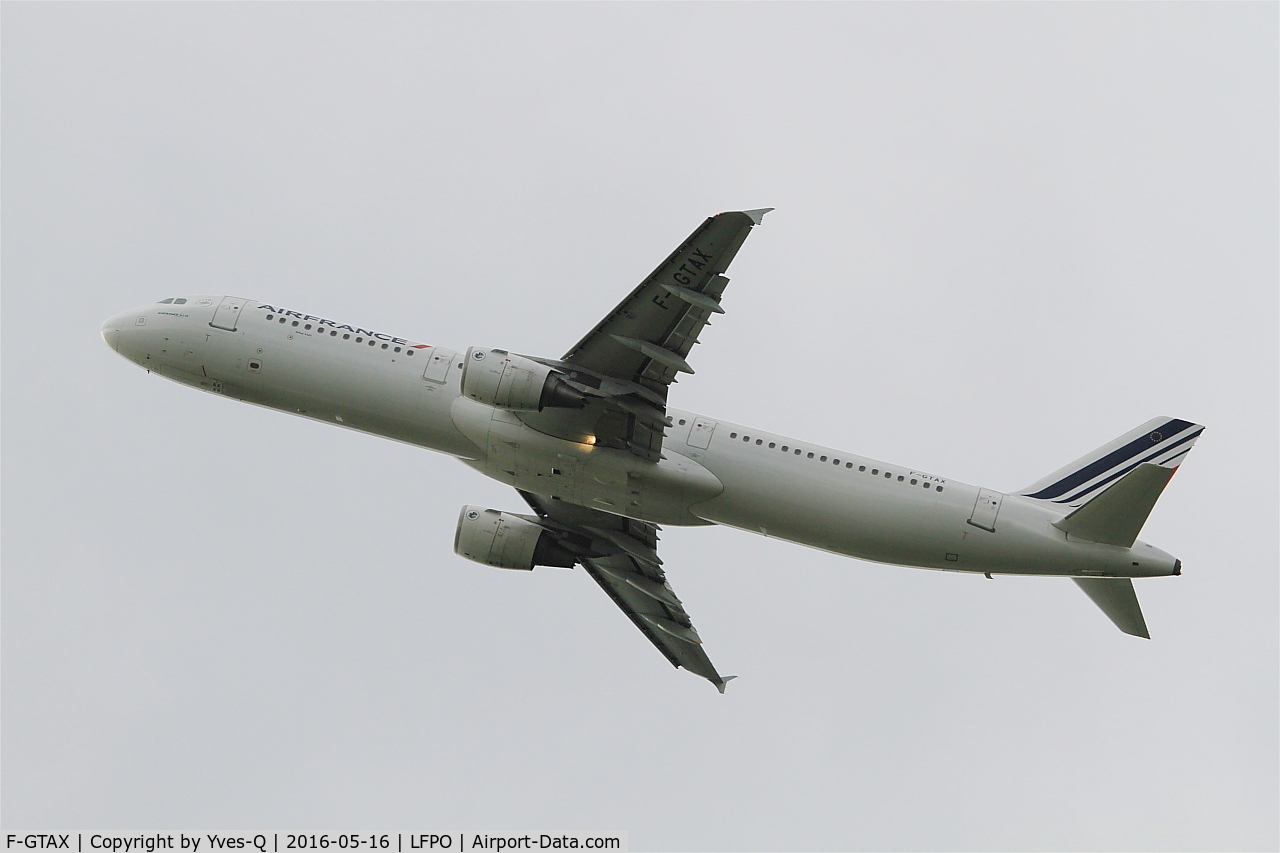 F-GTAX, 2009 Airbus A321-212 C/N 3930, Airbus A321-212, Climbing from rwy 24, Paris-Orly airport (LFPO-ORY)