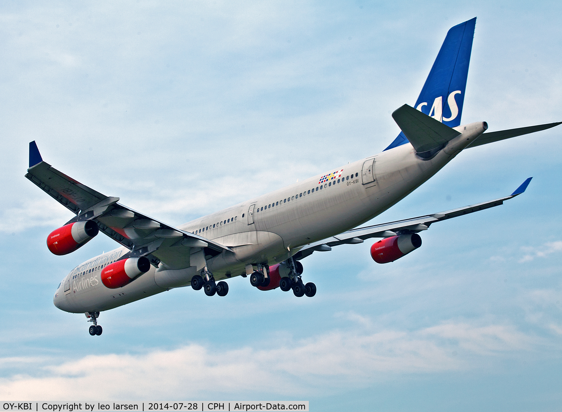 OY-KBI, 2001 Airbus A340-313X C/N 430, Copenhagen 28.7.2014