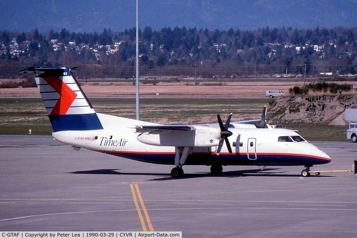 C-GTAF, 1987 De Havilland Canada DHC-8-102 Dash 8 C/N 083, A photo taken whist on a trip to Canada.