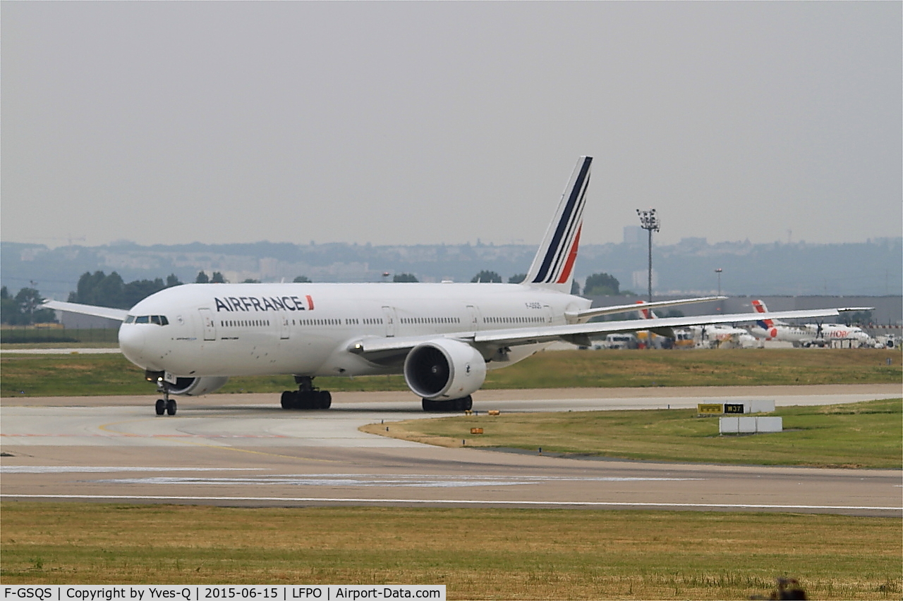 F-GSQS, 2007 Boeing 777-328/ER C/N 32962, Boeing 777-328 (ER), Holding point Rwy 08, Paris-Orly Airport (LFPO-ORY)