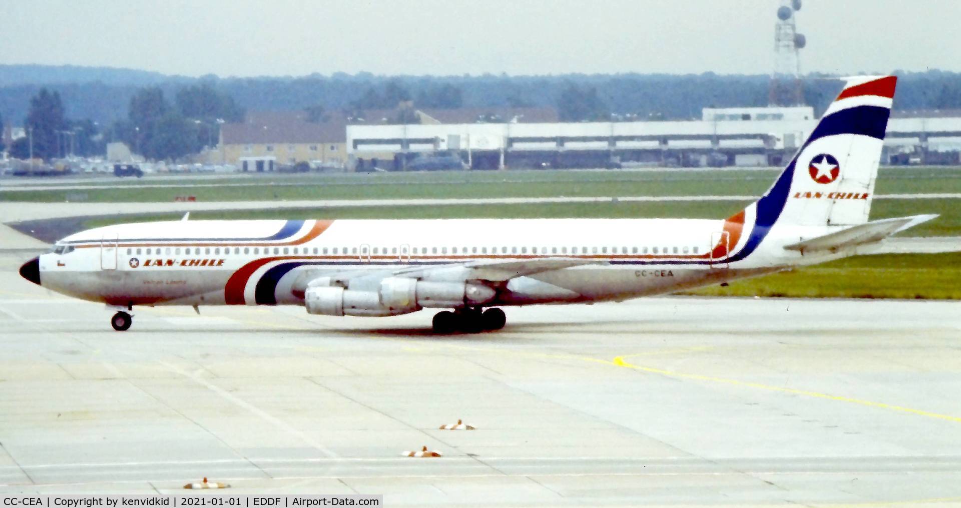 CC-CEA, 1965 Boeing 707-330B C/N 18926, At Frankfurt, early 1980's.