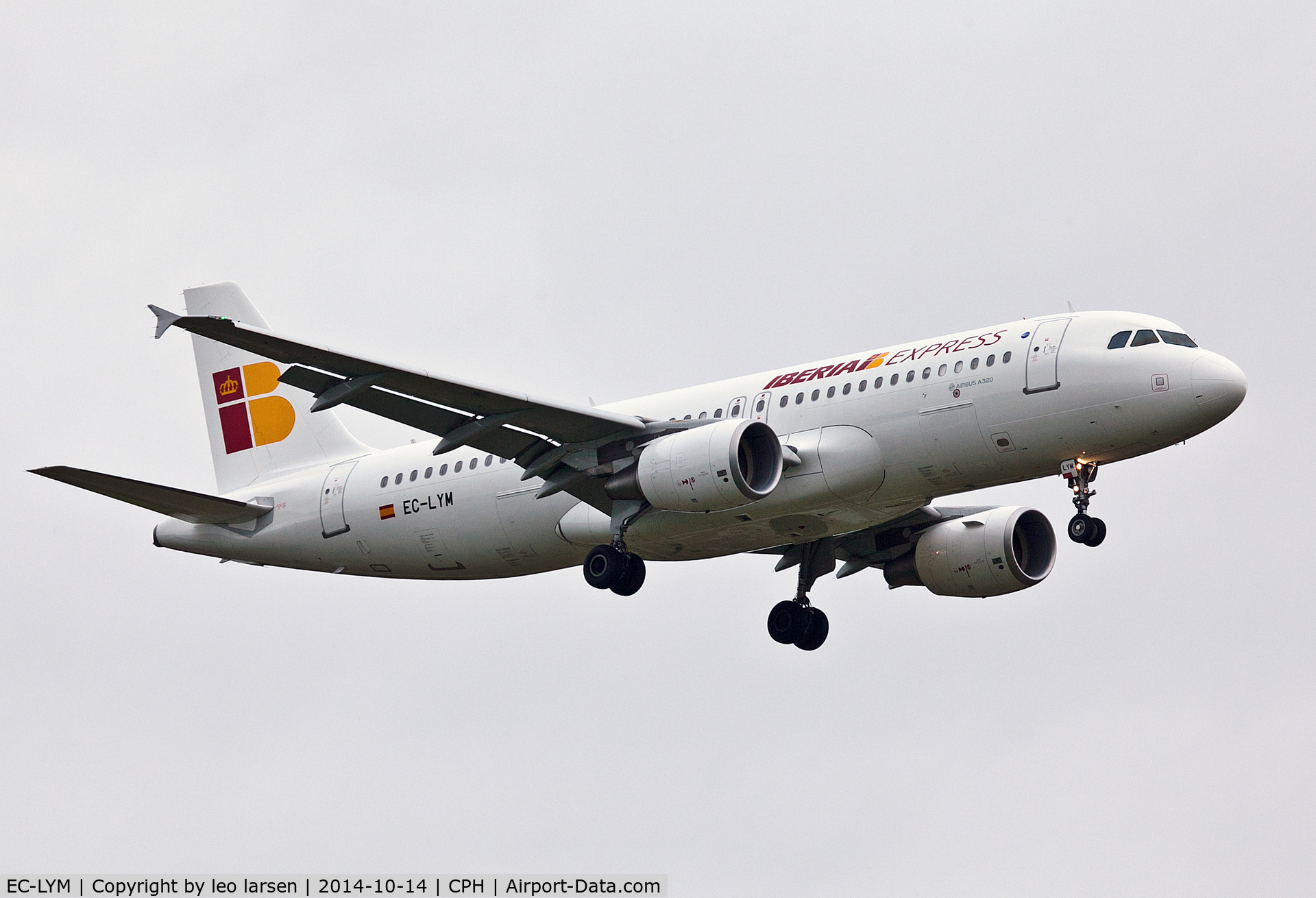 EC-LYM, 2013 Airbus A320-216 C/N 5815, Copenhagen 14.10.2014