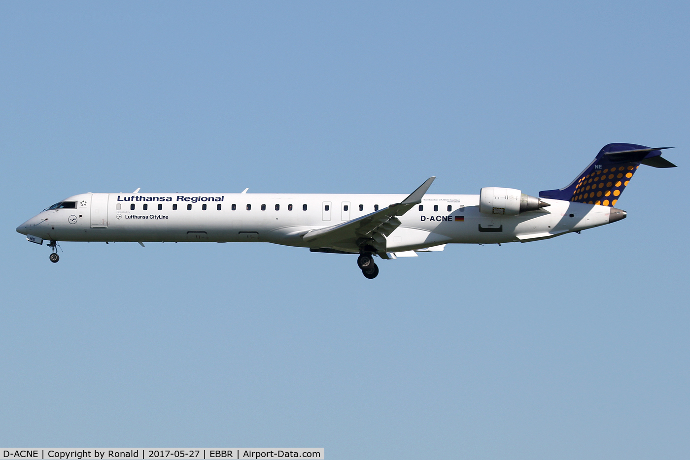 D-ACNE, 2009 Bombardier CRJ-900ER (CL-600-2D24) C/N 15241, at bru