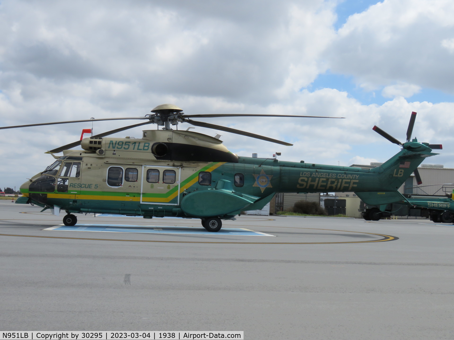 N951LB, 2003 Eurocopter AS-332L-1 Super Puma C/N 9003, Parked