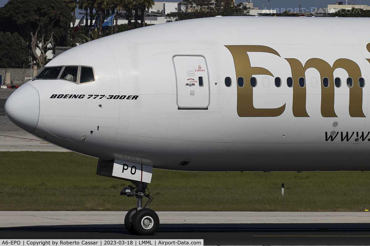 A6-EPO, 2016 Boeing 777-31HER C/N 42334, Runway 13 Backtrack