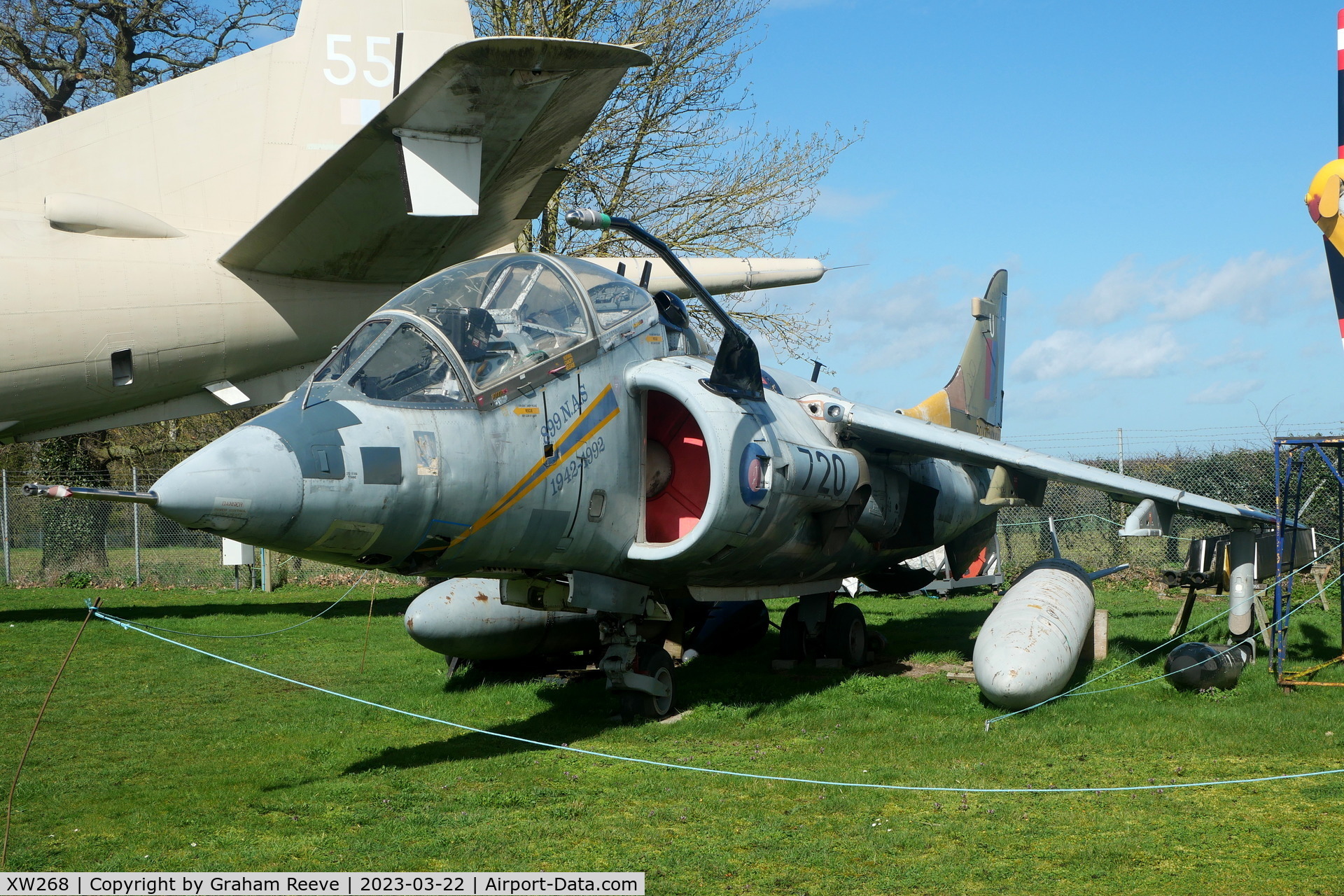XW268, 1970 Hawker Siddeley Harrier T.4N C/N 212007, On display at the 