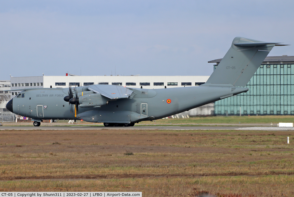 CT-05, 2021 Airbus A400M-180 Atlas C/N 116, Ready for take from rwy 32R