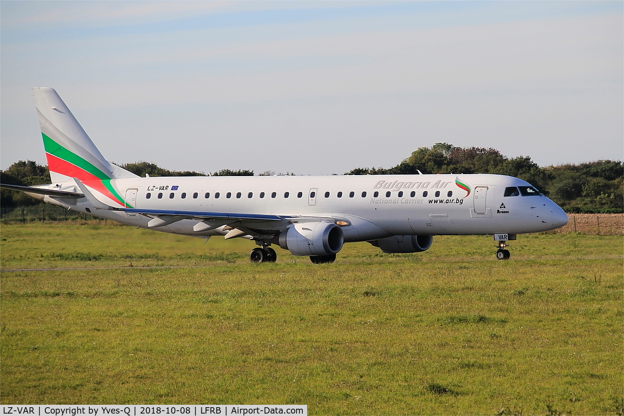 LZ-VAR, 2012 Embraer 190AR (ERJ-190-100IGW) C/N 19000496, Embraer 190AR, Taxiing rwy 25L, Brest-Bretagne Airport (LFRB-BES)