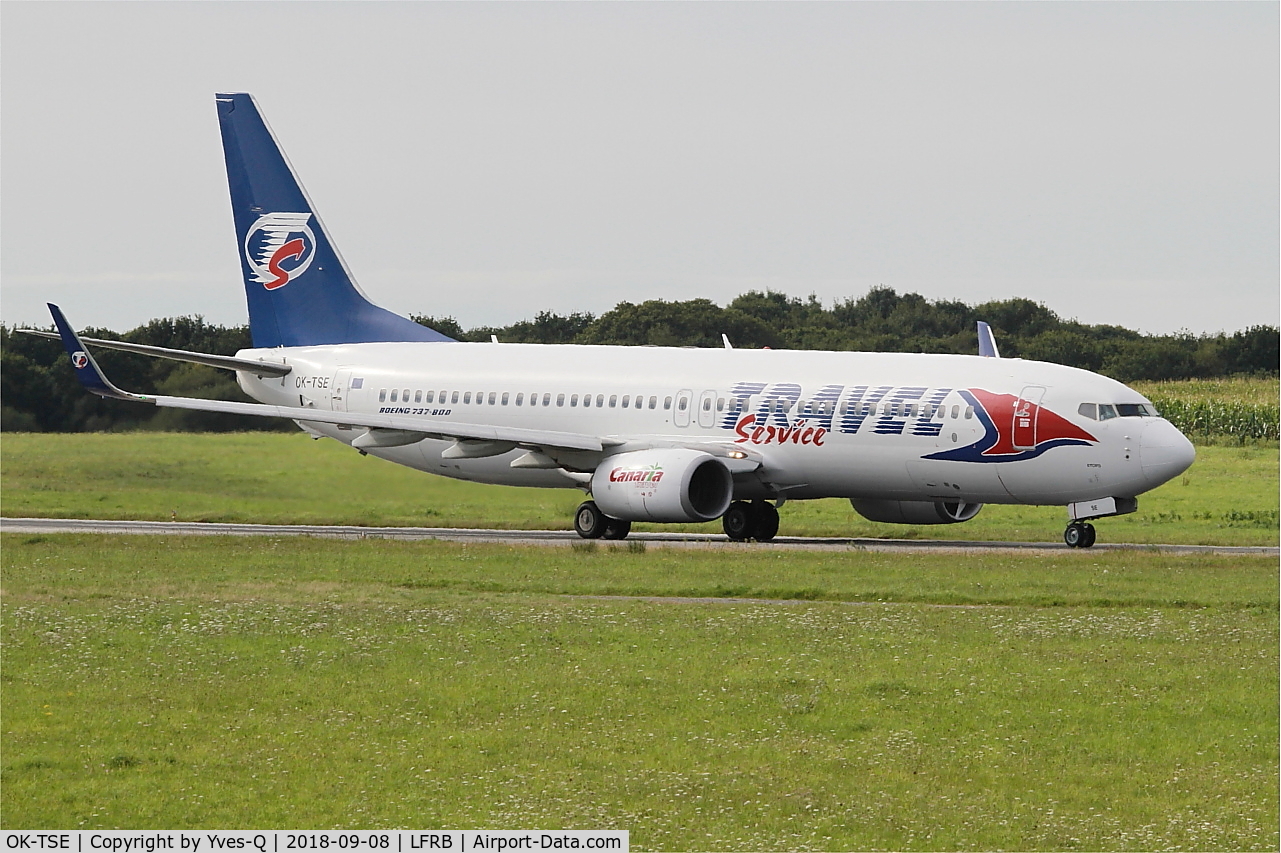 OK-TSE, 2014 Boeing 737-81D C/N 39437, Boeing 737-81D, Taxiing rwy 25L, Brest-Bretagne airport (LFRB-BES)