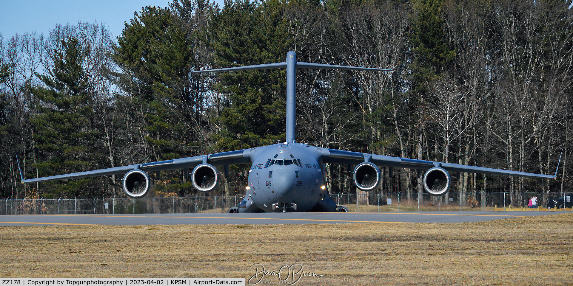 ZZ178, 2012 Boeing C-17A Globemaster III C/N F-245, ASCOT6650 holding short waiting for IFR release