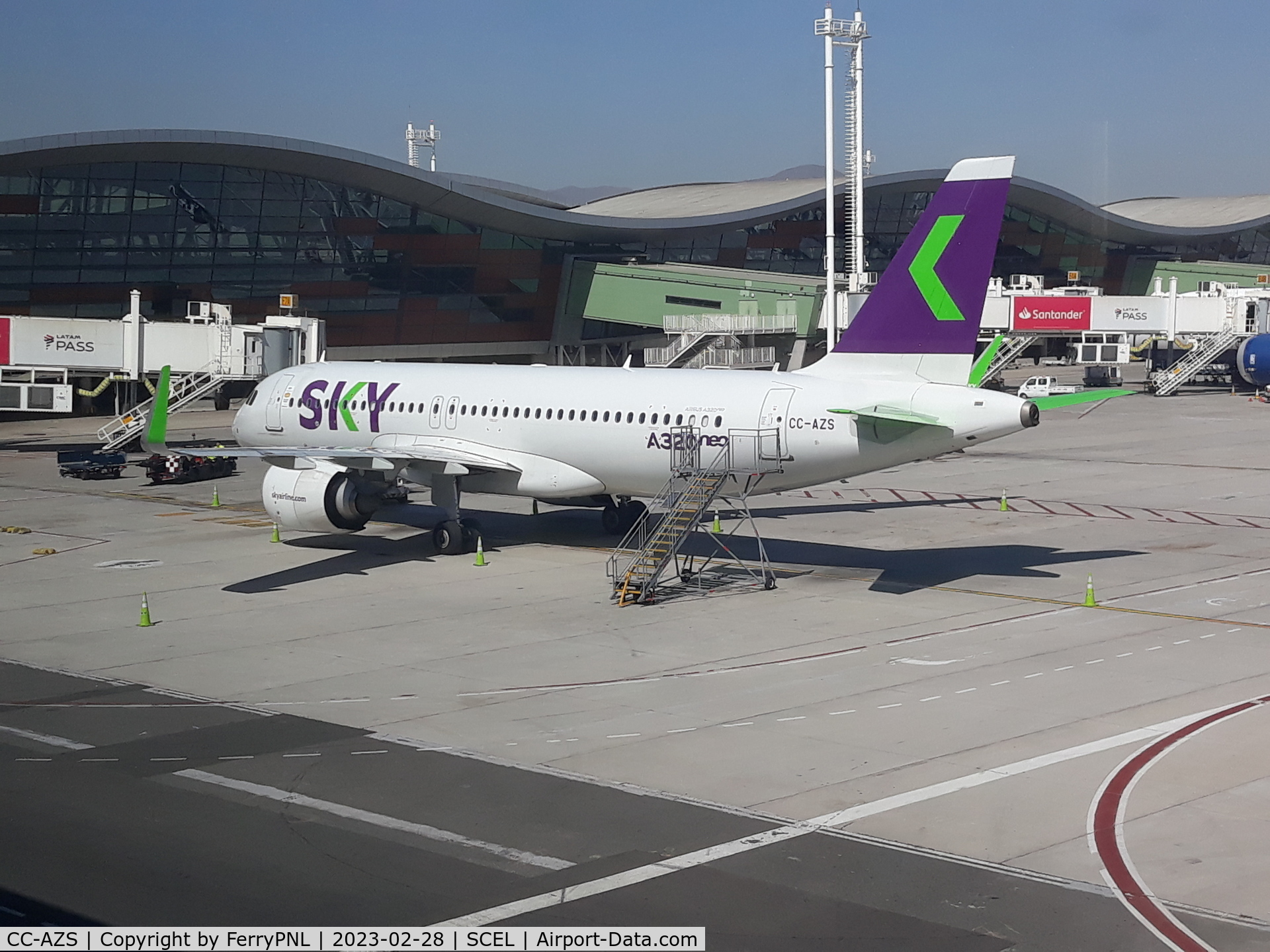 CC-AZS, 2019 Airbus A320-251N C/N 9413, Sky Airline A320N at the gate