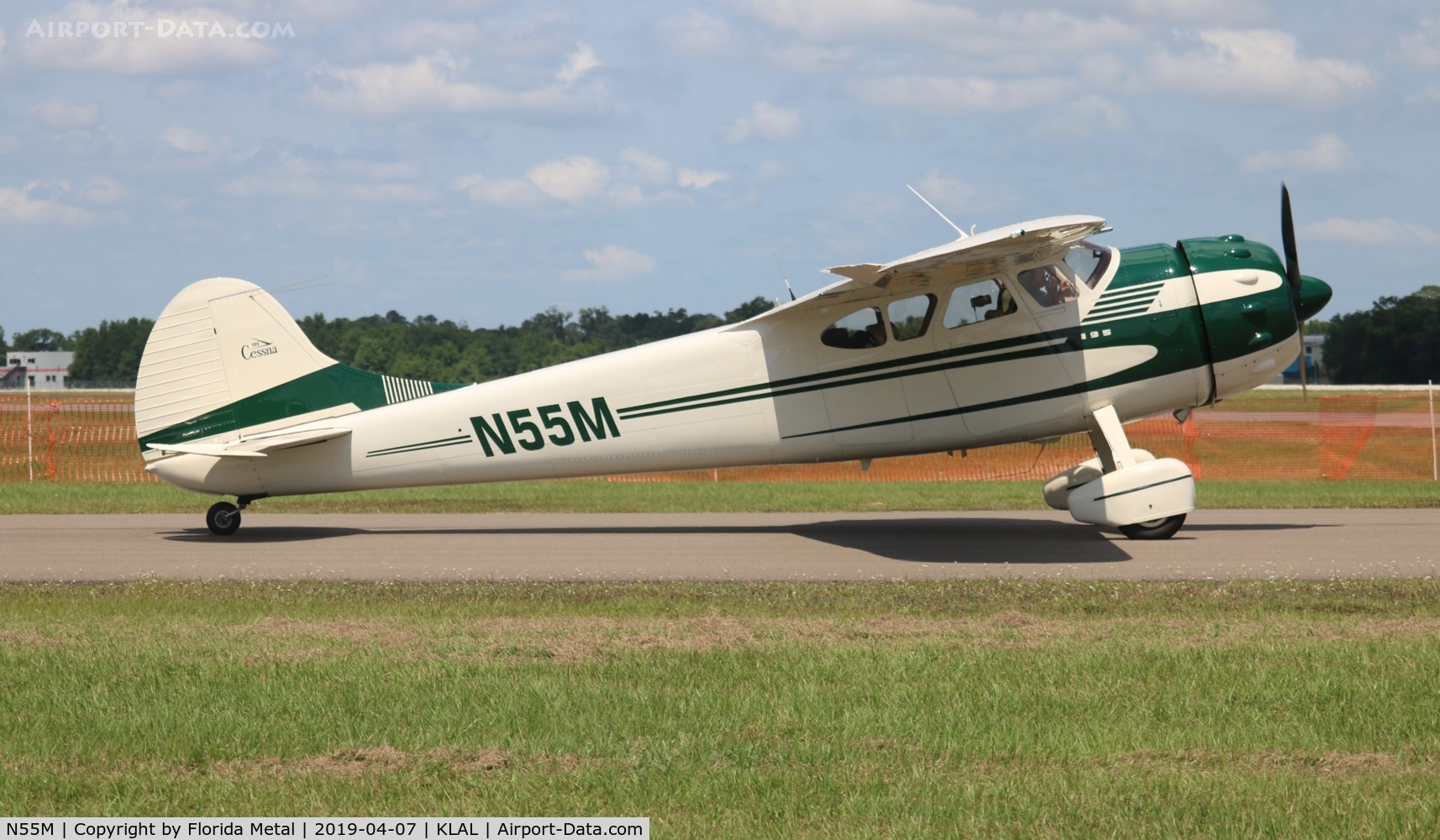 N55M, 1949 Cessna 195 C/N 7408, C195 zx