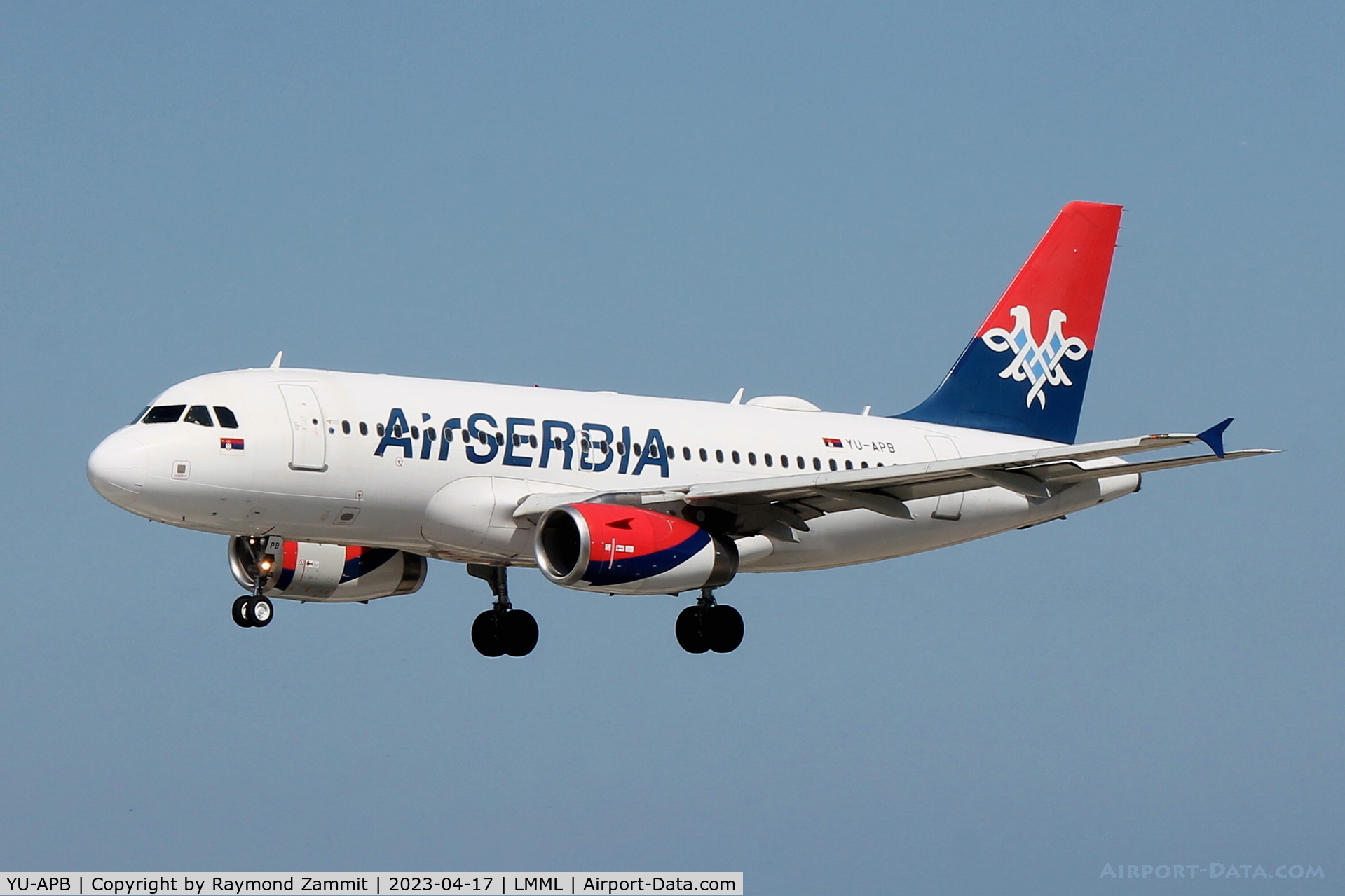 YU-APB, 2004 Airbus A319-132 C/N 2296, A319 YU-APB Air Serbia