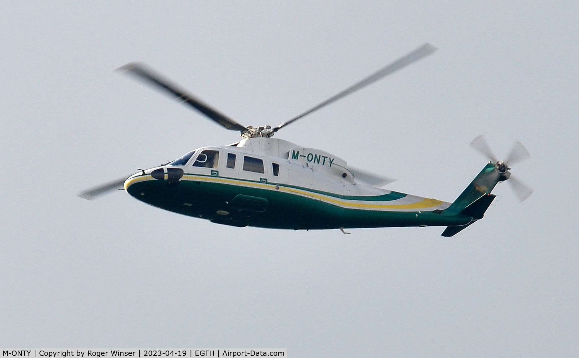 M-ONTY, 2007 Sikorsky S-76C C/N 760696, Helicopter approaching Runway 22.