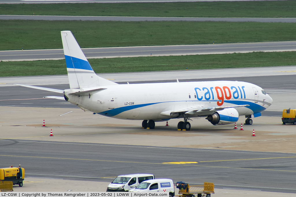LZ-CGW, 1996 Boeing 737-46J C/N 28038, Cargoair Boeing 737-46J(SF), basic Enter Air colors (ex SP-ENK)