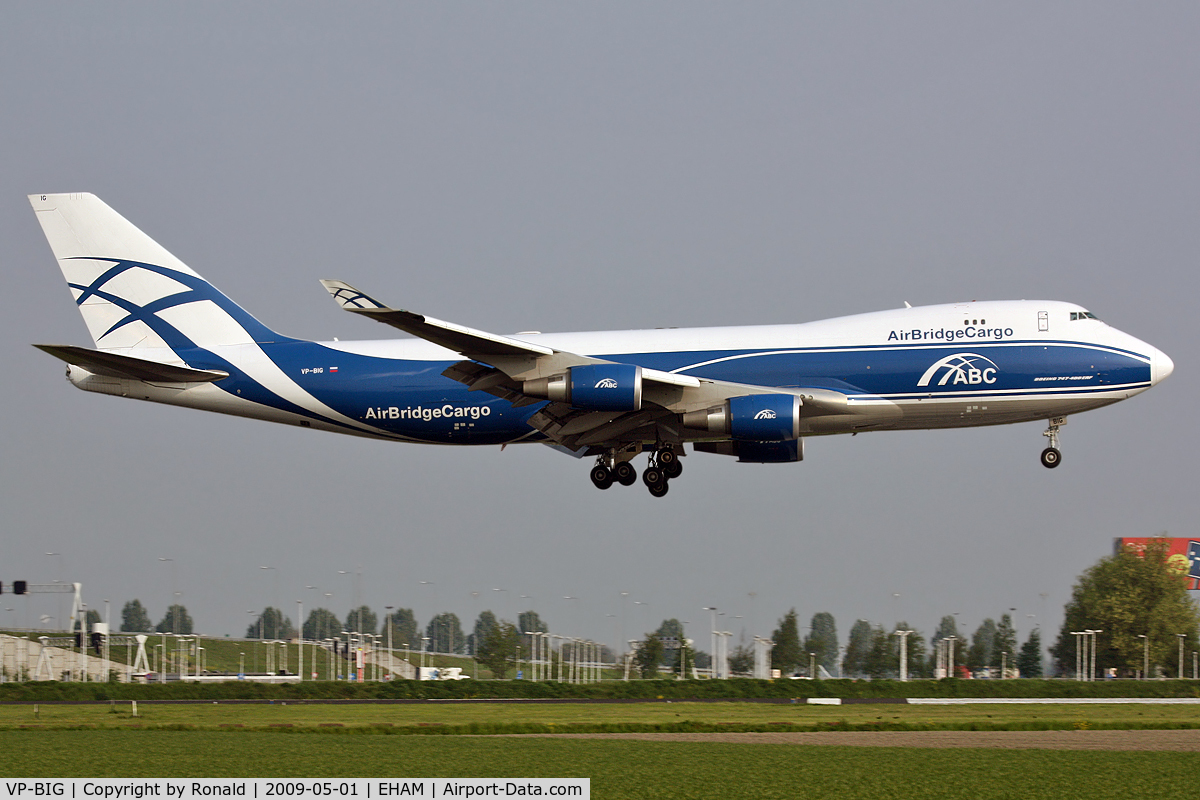 VP-BIG, 2007 Boeing 747-46N/FER/SCD C/N 35420, at spl