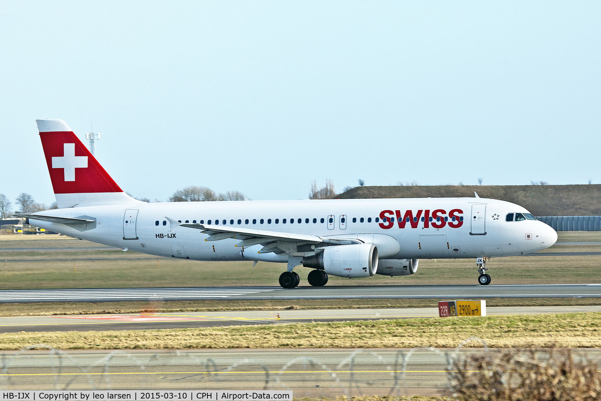 HB-IJX, 2002 Airbus A320-214 C/N 1762, Copenhagen 10.3.2015