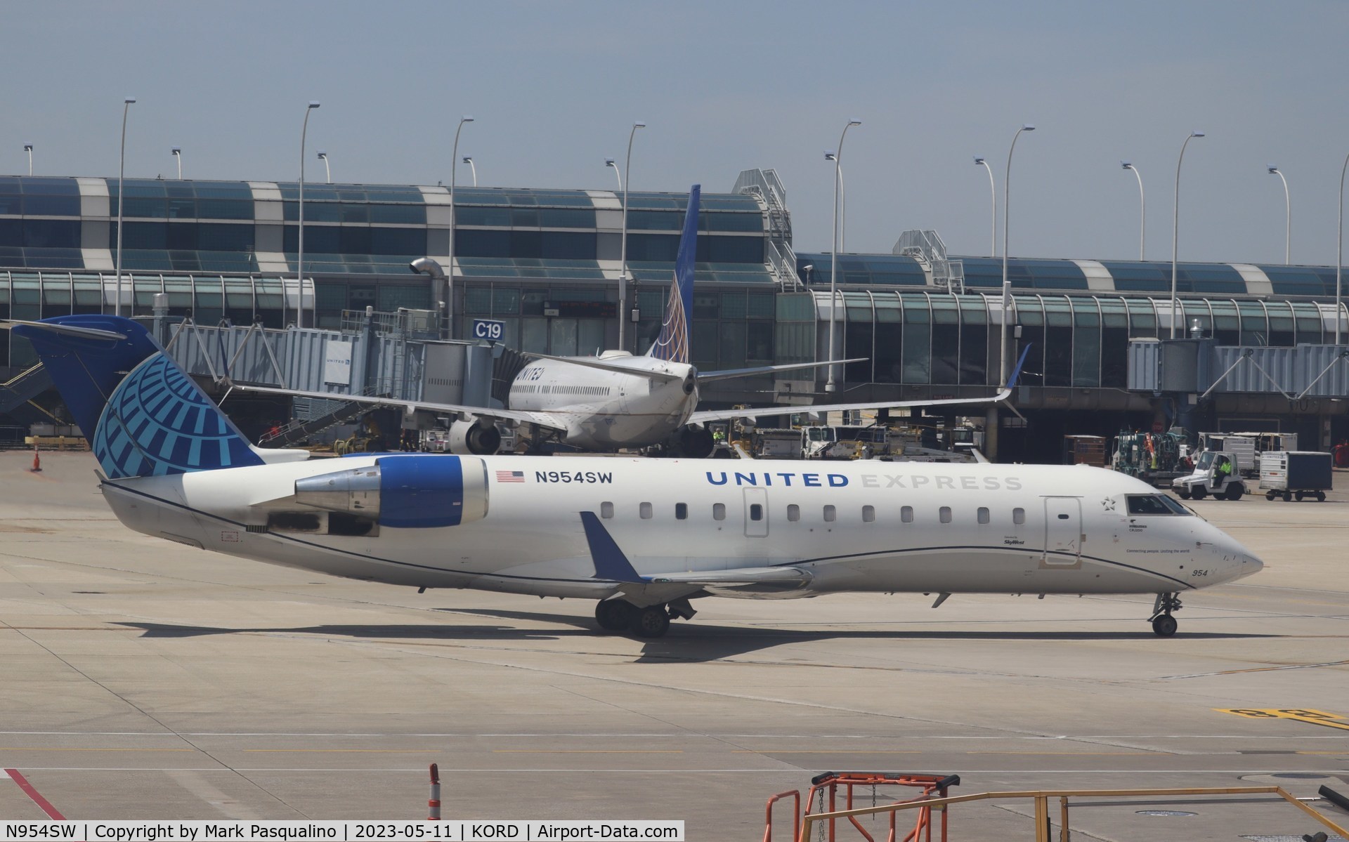 N954SW, 2003 Bombardier CRJ-200LR (CL-600-2B19) C/N 7815, CL-600-2B19