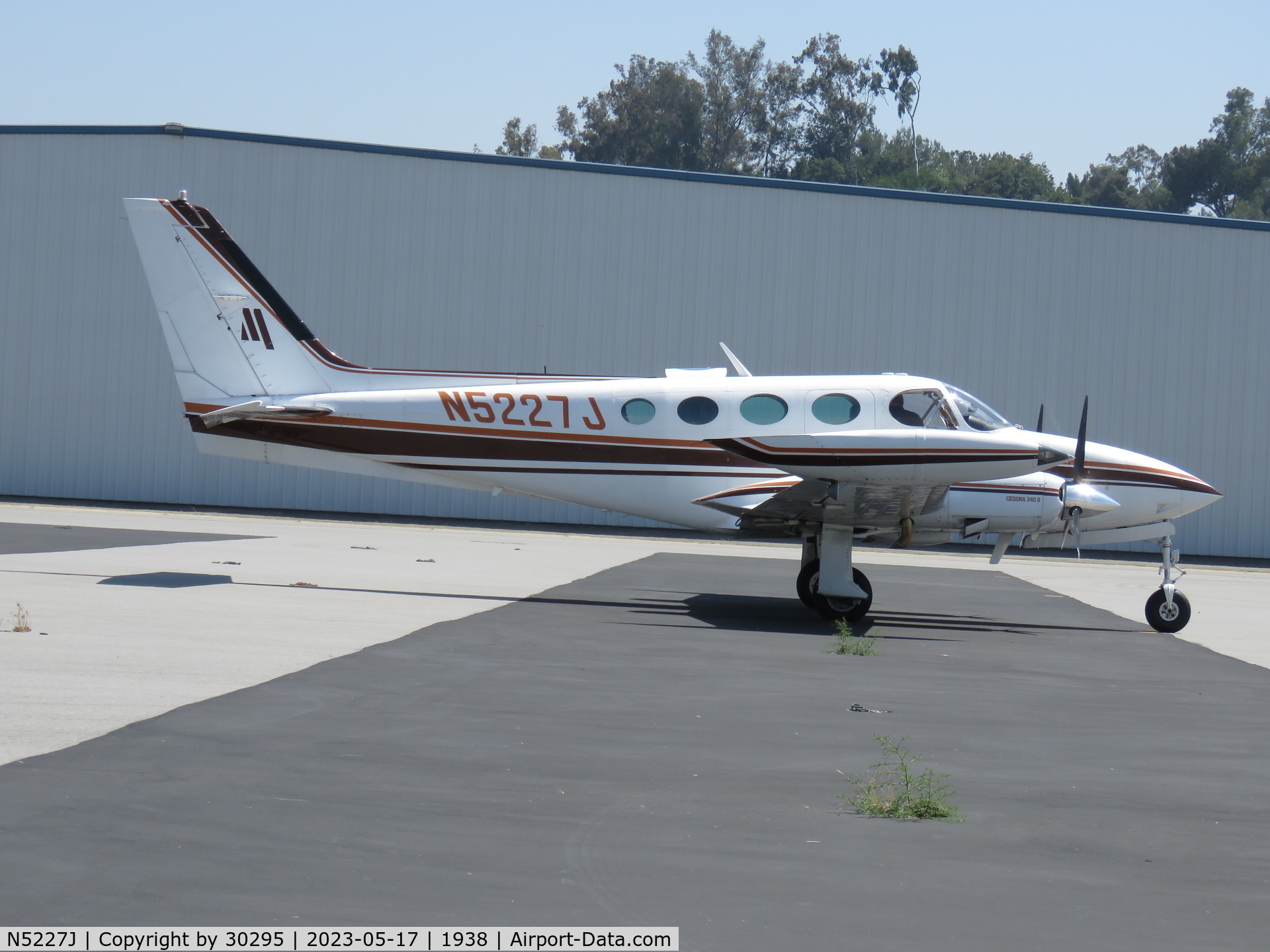 N5227J, 1980 Cessna 340A C/N 340A-1036, Getting ready to start up