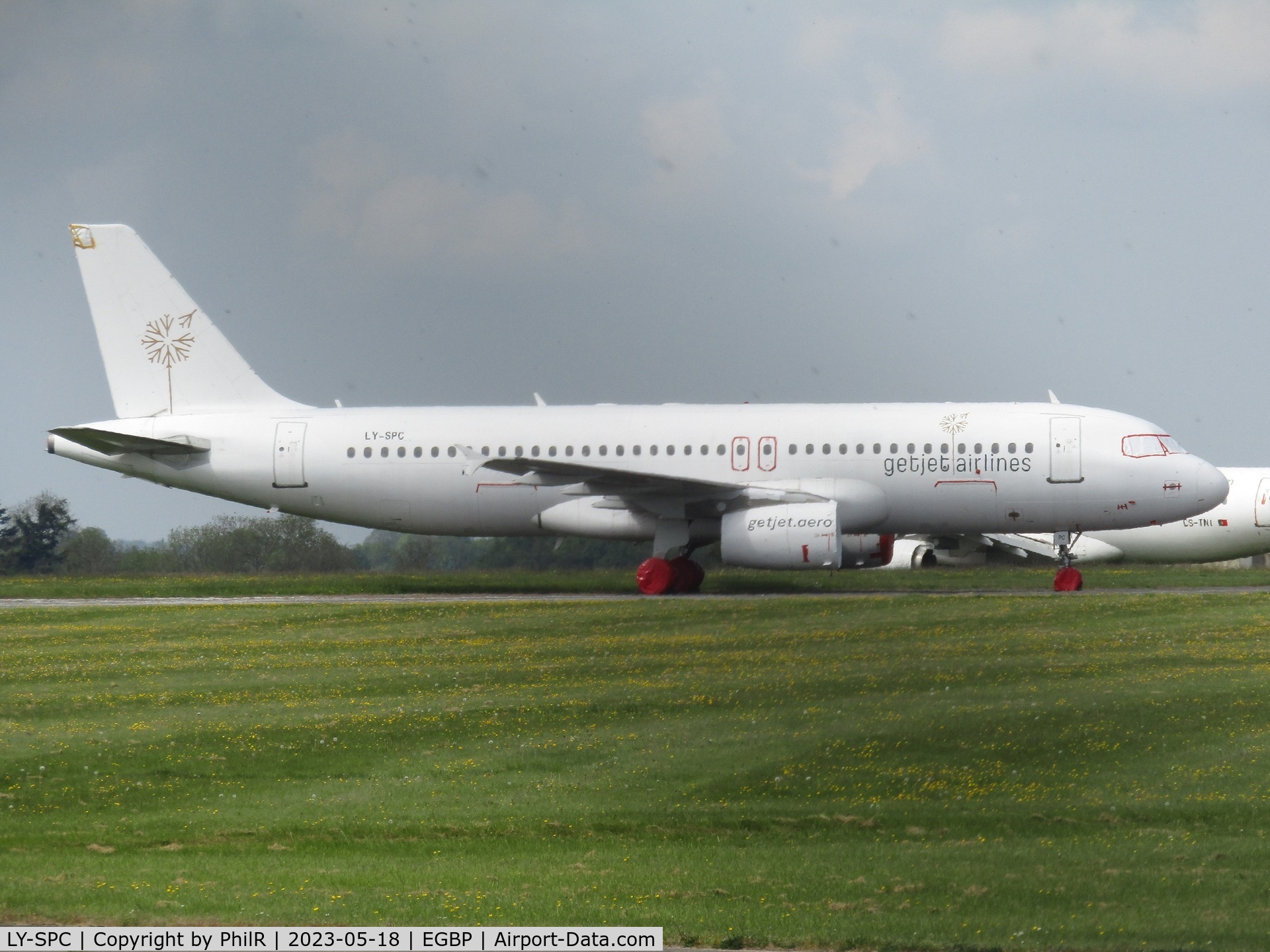 LY-SPC, 1994 Airbus A320-231 C/N 415, LY-SPC 1994 Airbus A320-200 GetJet Kemble