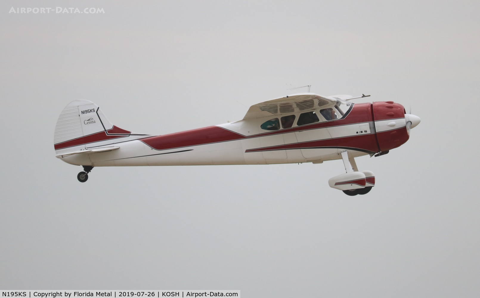 N195KS, 1950 Cessna 195A C/N 7582, C195 zx