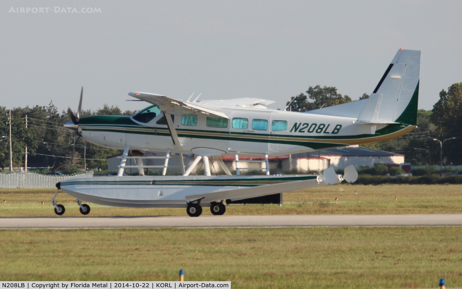 N208LB, 2004 Cessna 208 C/N 20800378, C208 zx