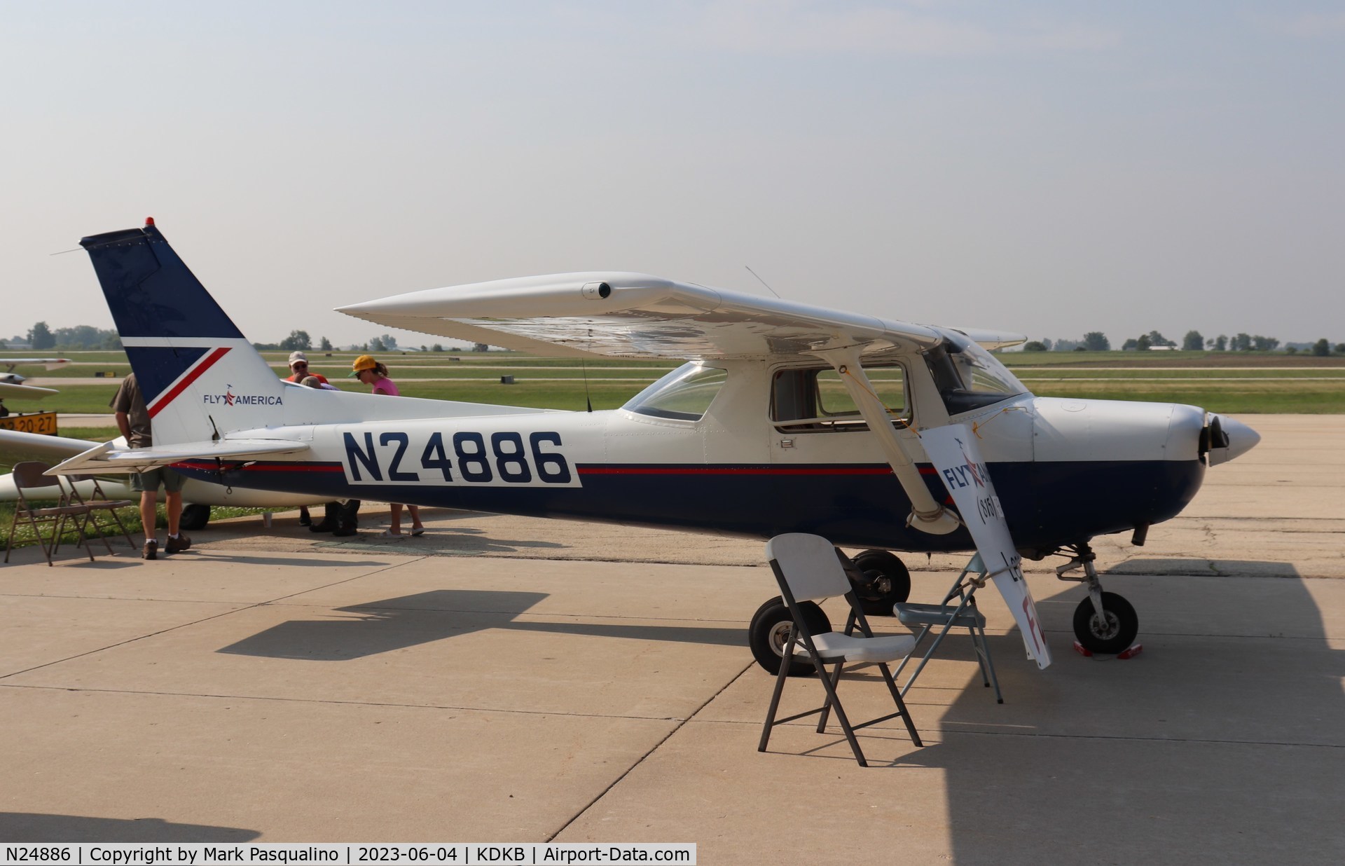 N24886, 1977 Cessna 152 C/N 15280432, Cessna 152