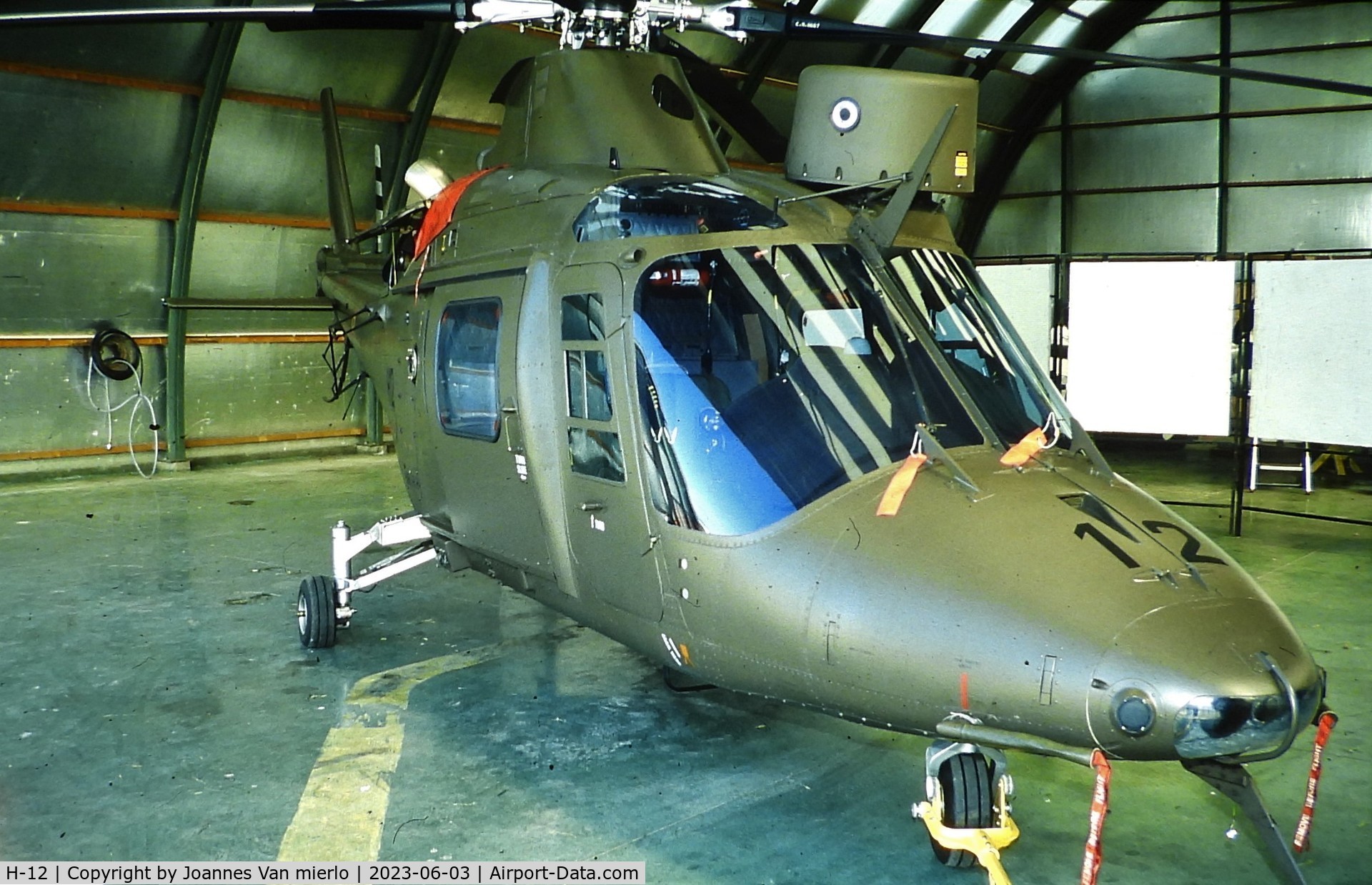 H-12, Agusta A-109BA C/N 0312, Slide scan