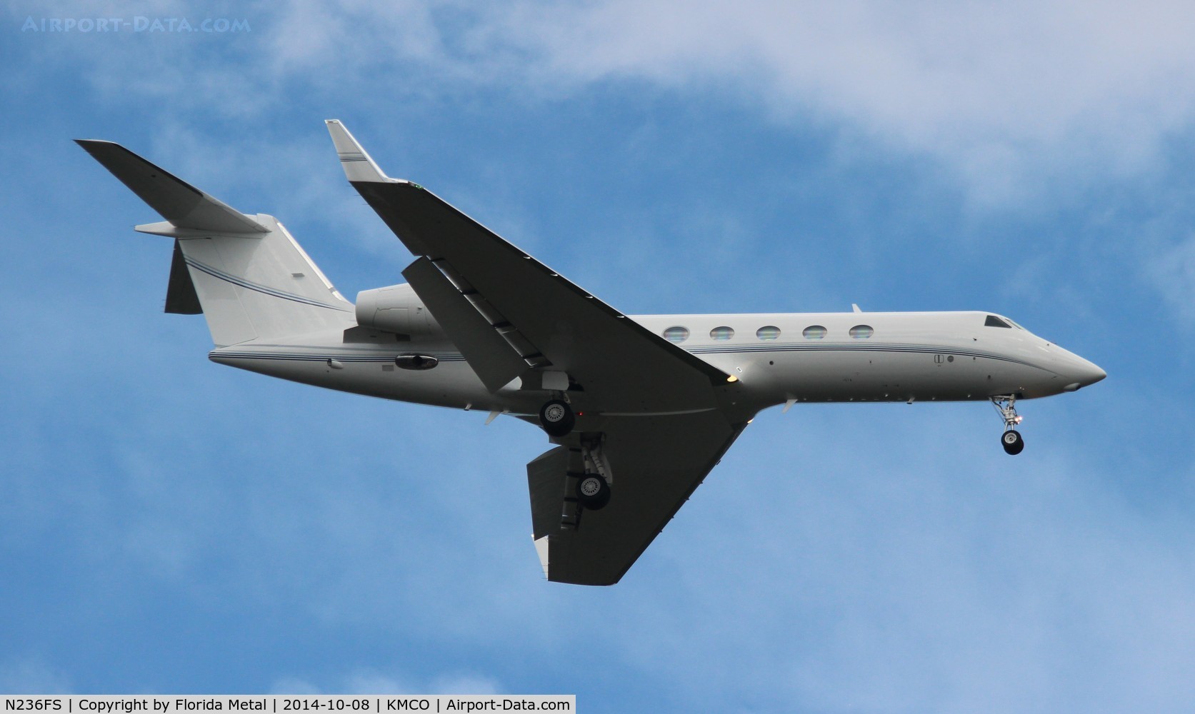 N236FS, 2011 Gulfstream Aerospace GIV-X (G450) C/N 4236, G450 zx