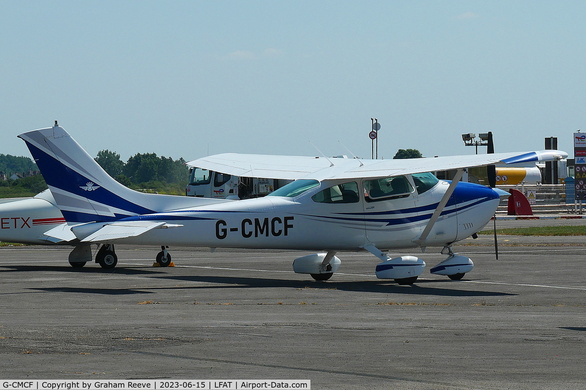 G-CMCF, Reims F182Q Skylane II C/N F1820047, Parked at Le Touquet.