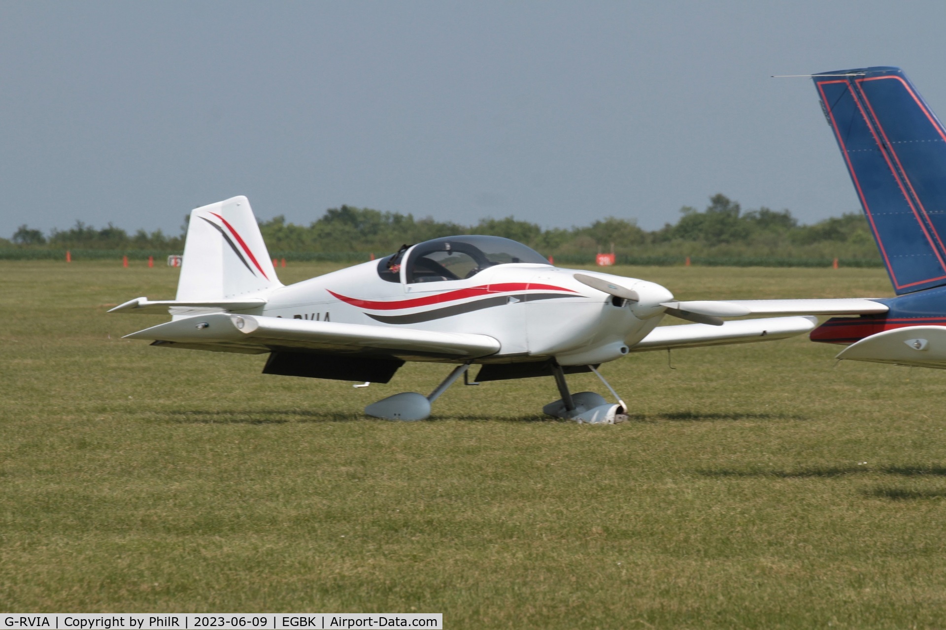 G-RVIA, 1998 Vans RV-6A C/N PFA 181-12289, G-RVIA 1998 Vans RV-6A AeroExpo Sywell