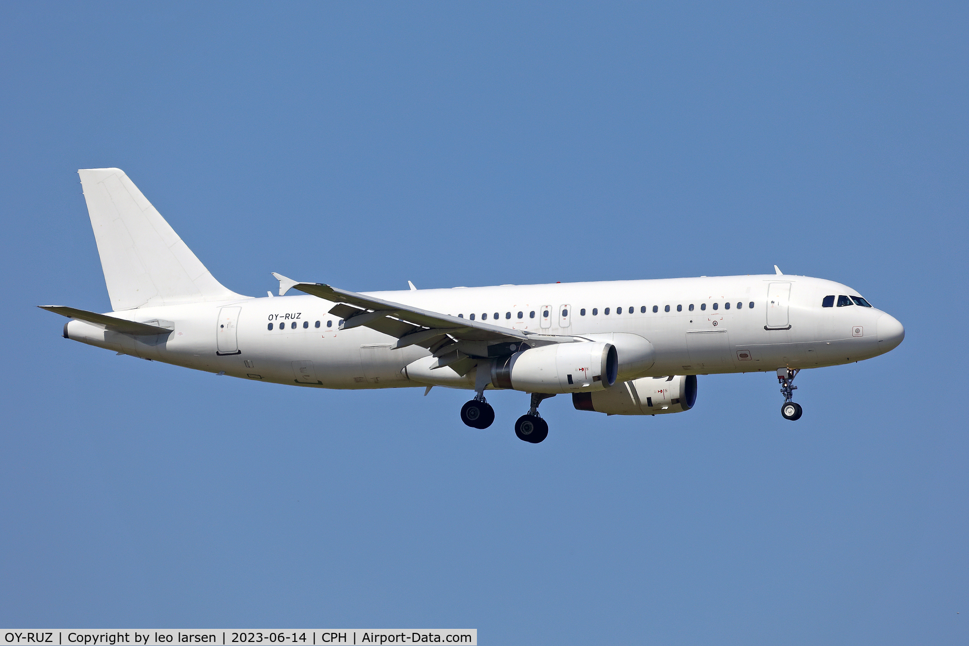 OY-RUZ, 1998 Airbus A320-233 C/N 839, Copenhagen 14.6.2023