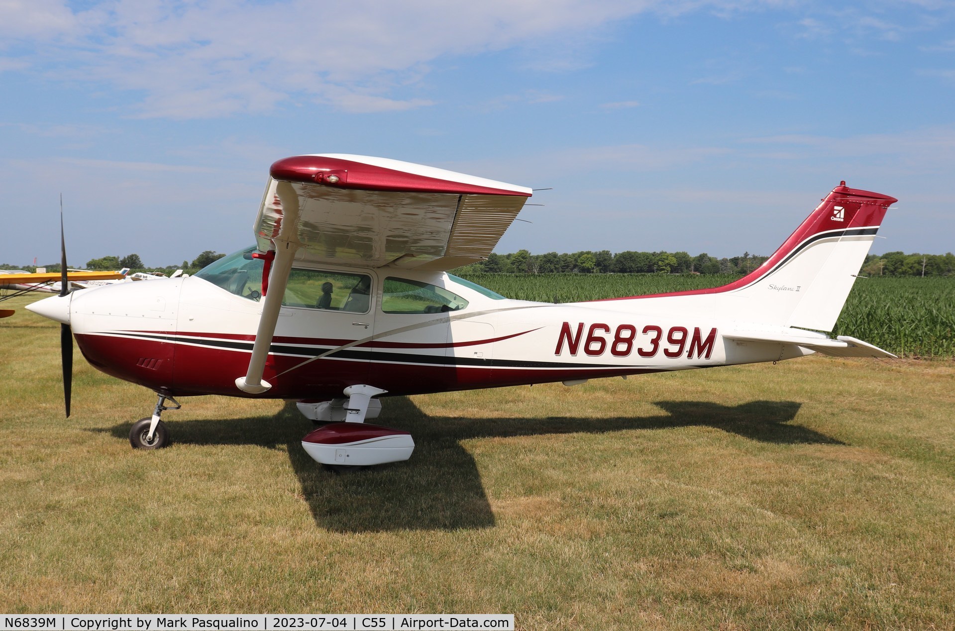 N6839M, 1975 Cessna 182P Skylane C/N 182-63854, Cessna 182P