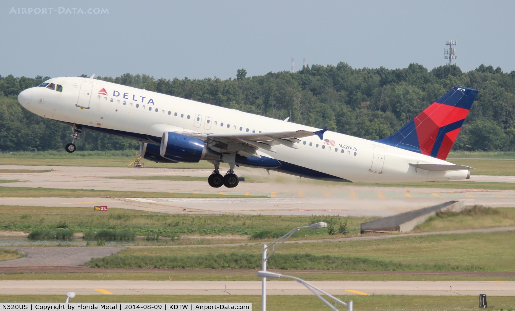 N320US, 1991 Airbus A320-211 C/N 213, DAL A320 zx DTW-BNA