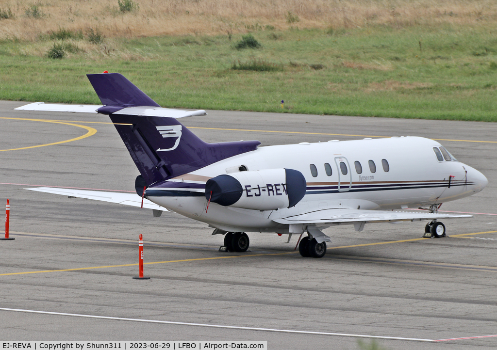 EJ-REVA, 1999 Raytheon Hawker 800XP C/N 258416, Parked at the General Aviation area...
