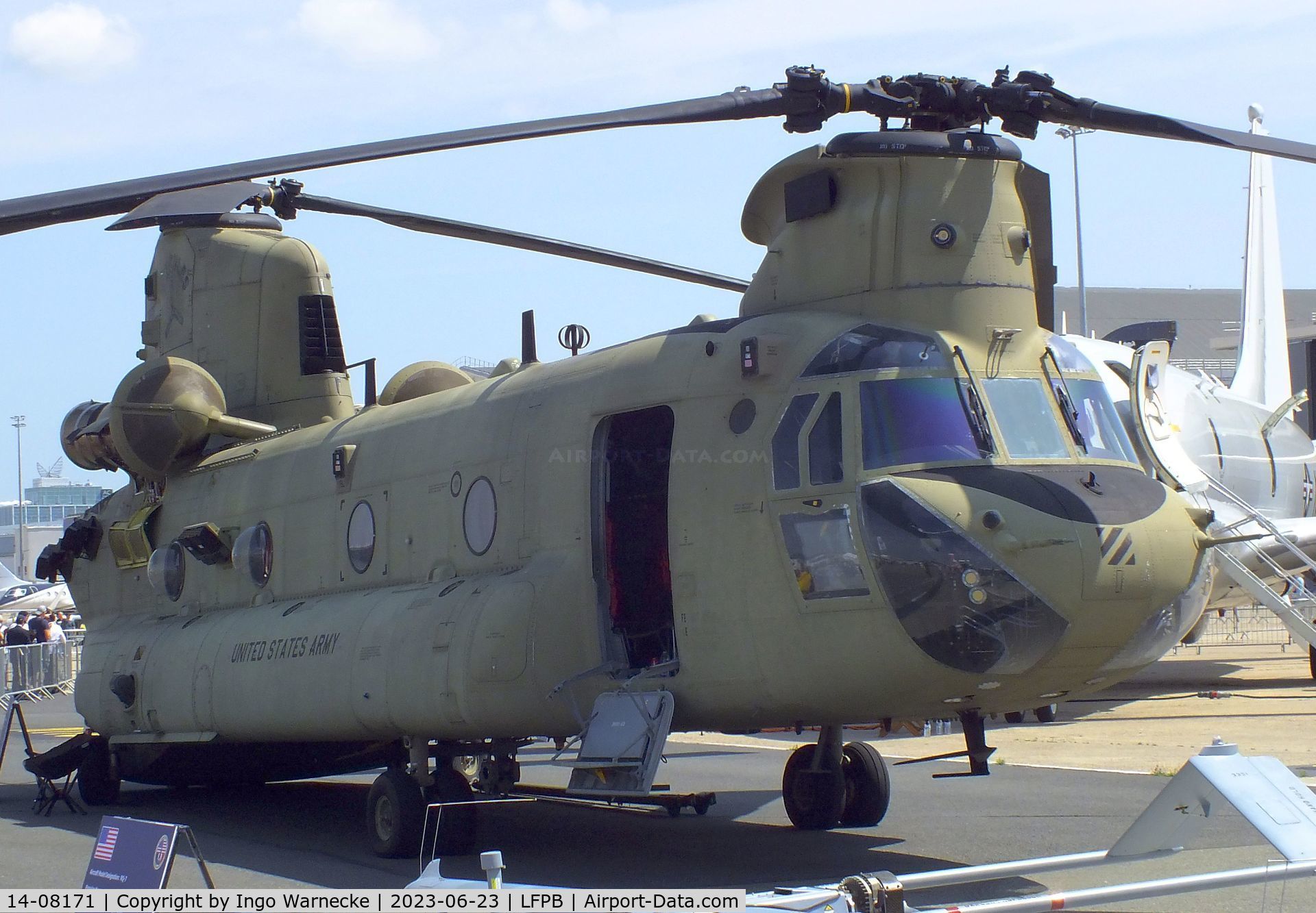 14-08171, 2014 Boeing CH-47F Chinook C/N M.8171, Boeing CH-47F Chinook of the US Army at the Aerosalon 2023, Paris