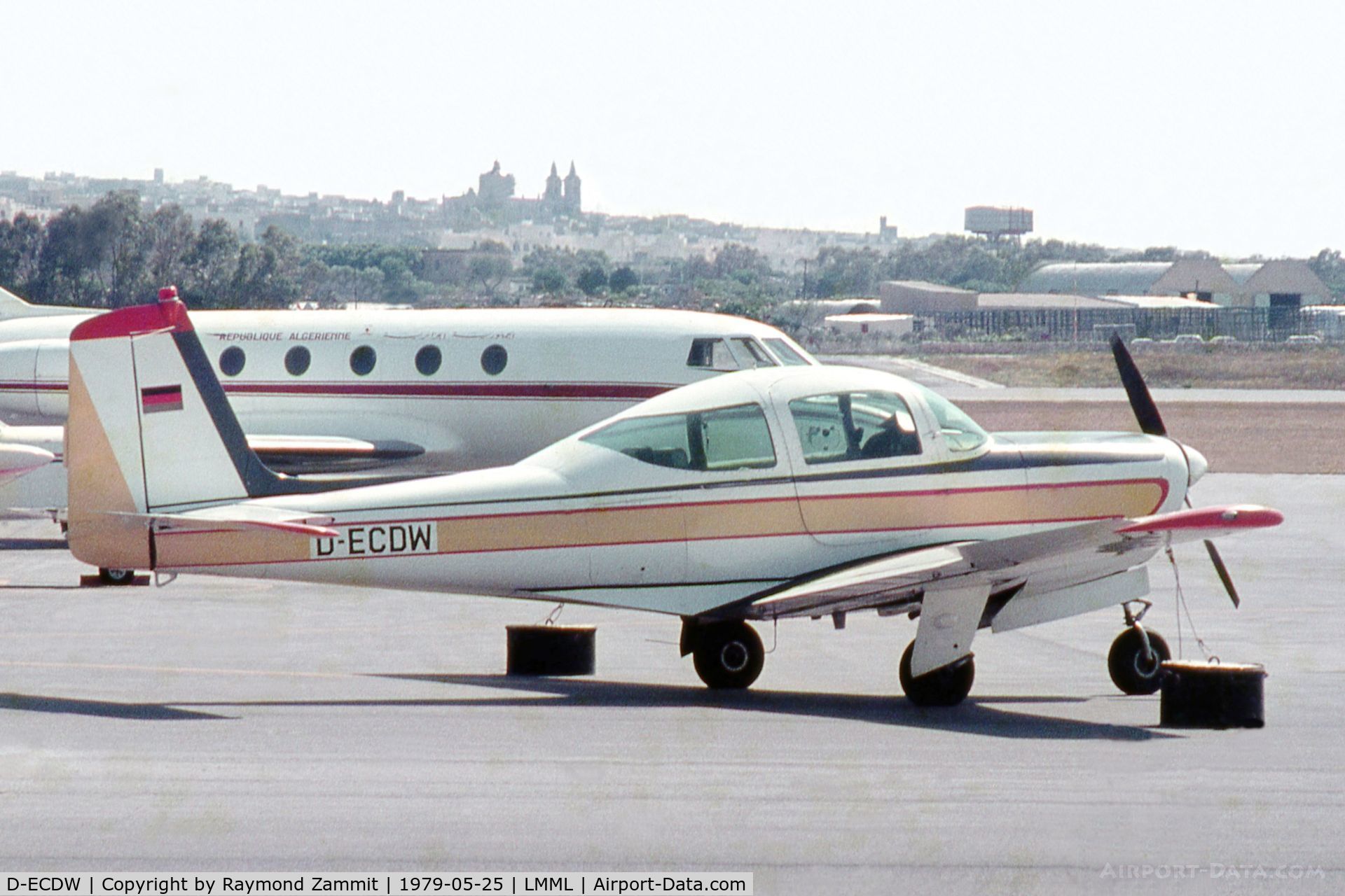 D-ECDW, 1966 Aero Commander 200D C/N 368, Aero Commander 200D D-ECDW
