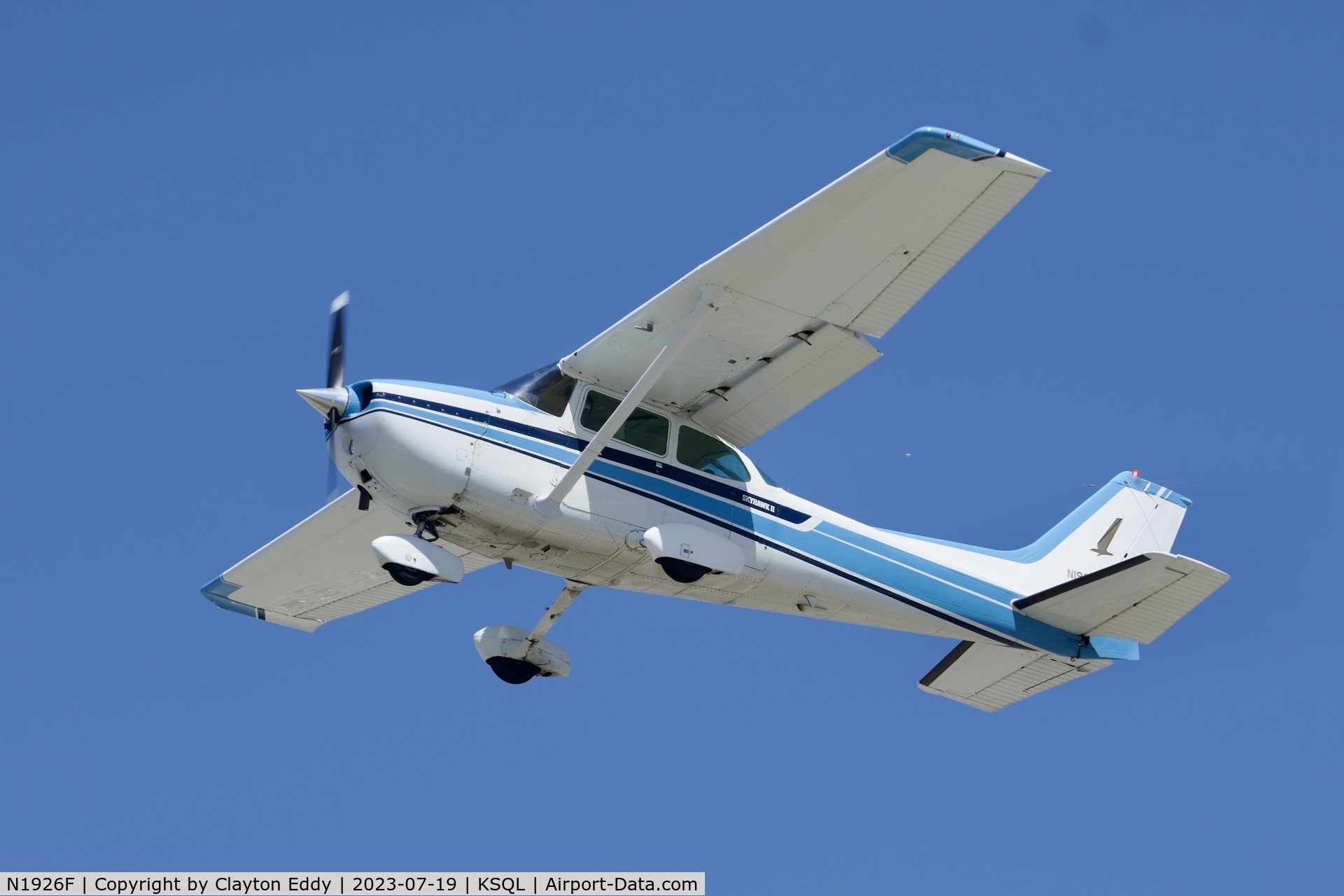 N1926F, 1979 Cessna 172N Skyhawk II C/N 17273017, San Carlos airport in California 2023.