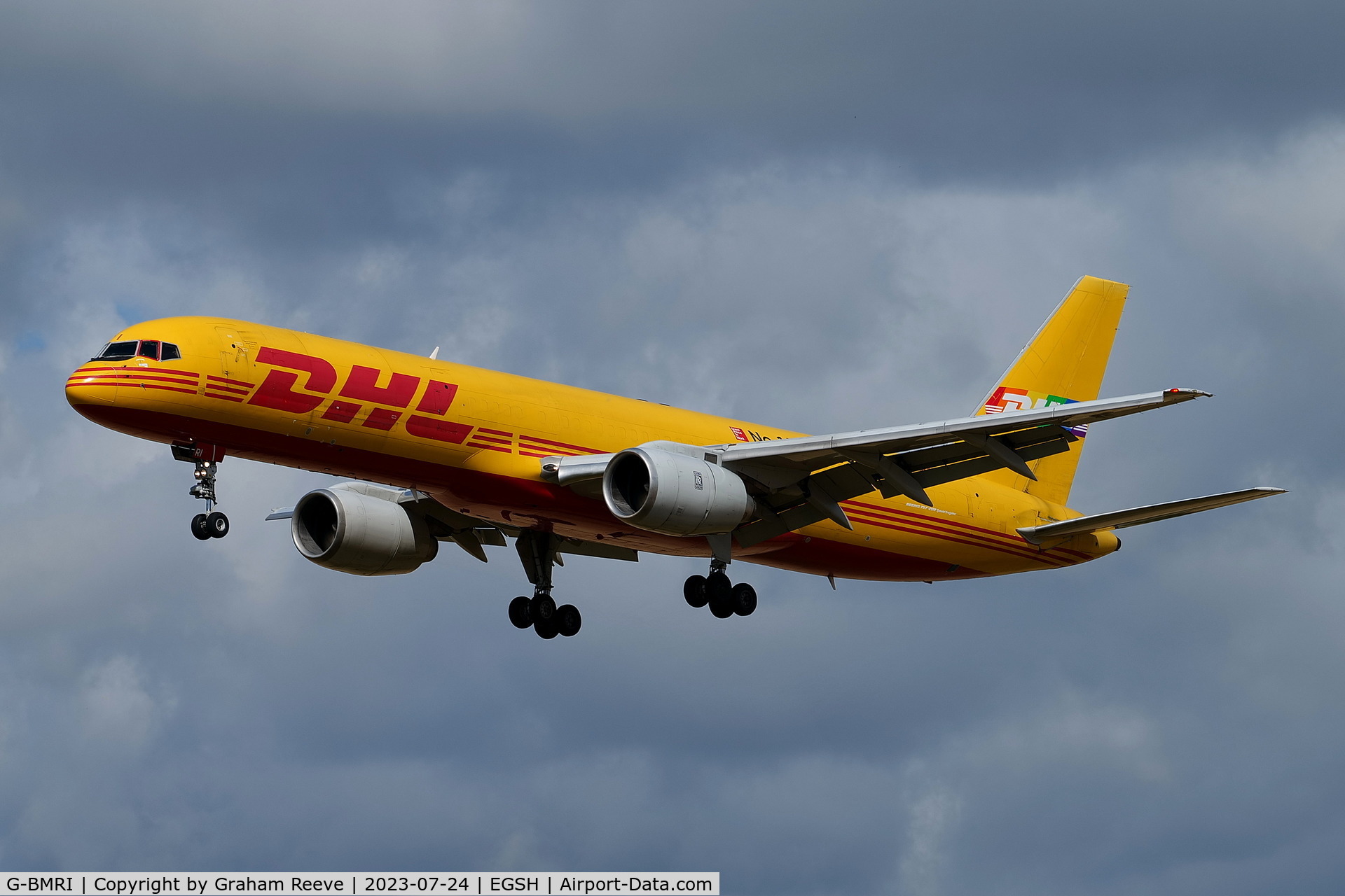 G-BMRI, 1989 Boeing 757-236/SF C/N 24267, Landing at Norwich.