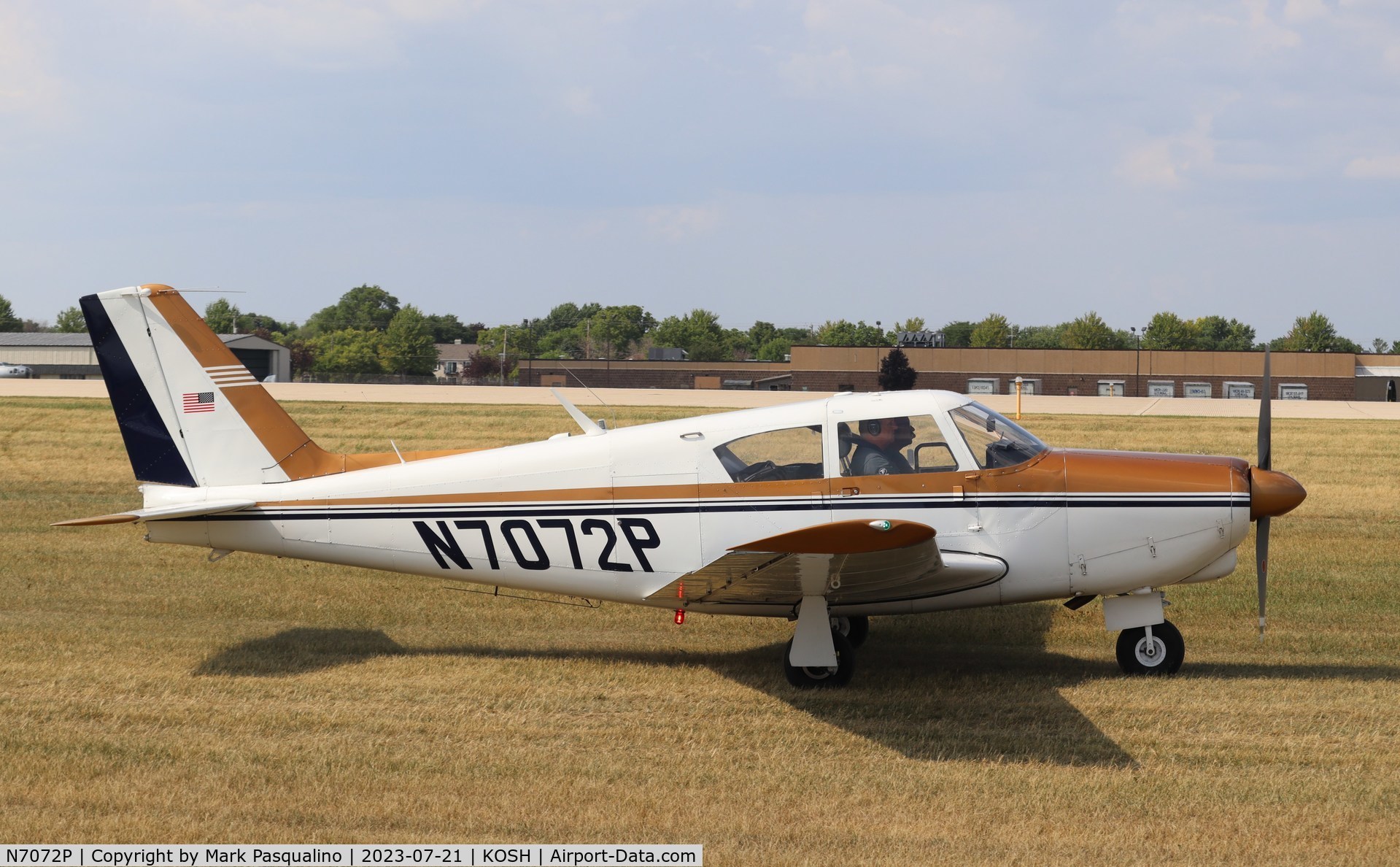 N7072P, 1960 Piper PA-24 C/N 24-2224, Piper PA-24