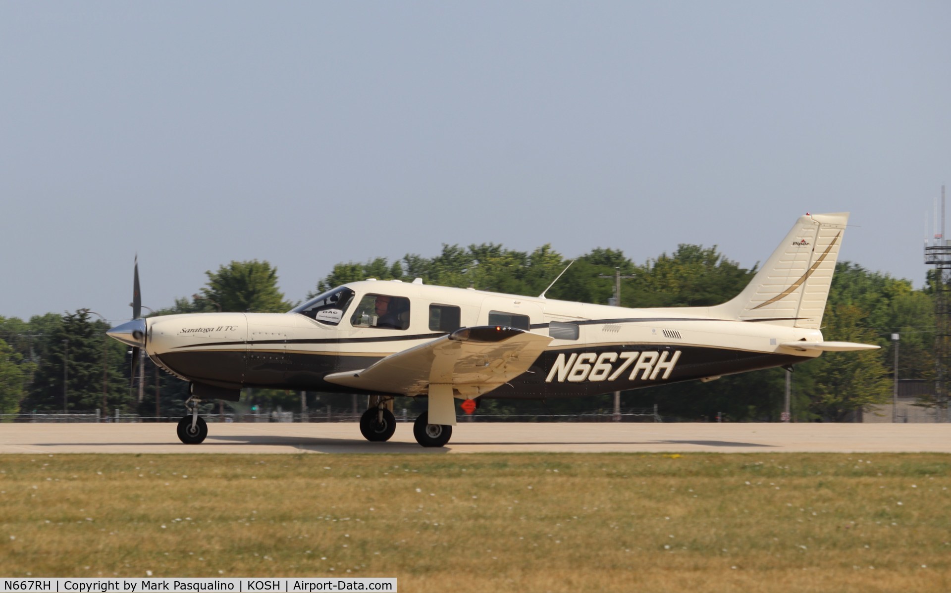 N667RH, 2002 Piper PA-32R-301T Turbo Saratoga C/N 3257290, Piper PA-32R-301T