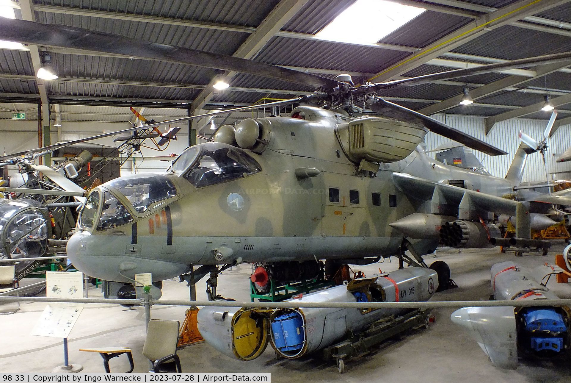 98 33, Mil Mi-24P Hind F C/N 340330, Mil Mi-24P HIND-F at the Wehrtechnische Studiensammlung (WTS), Koblenz