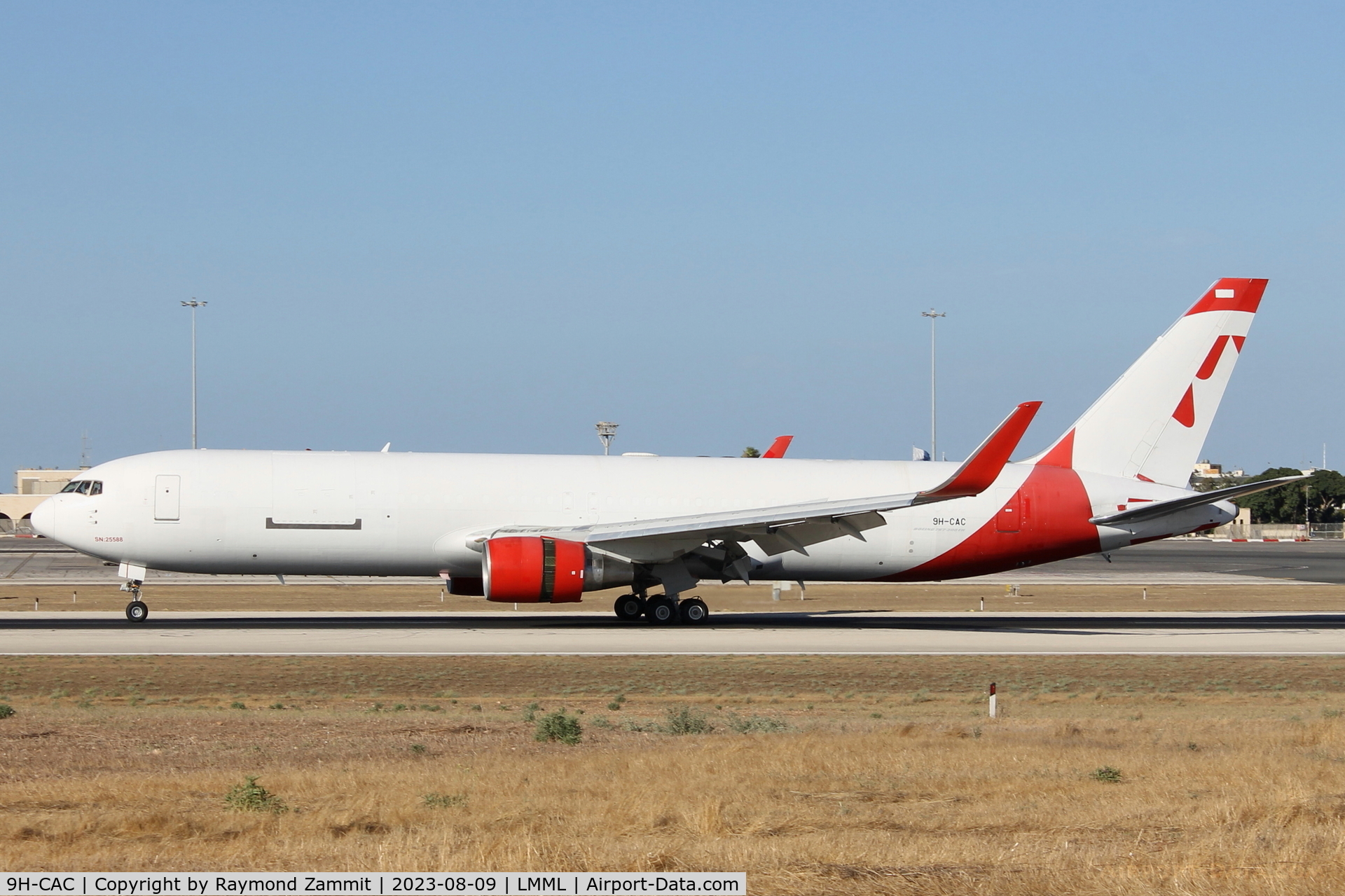 9H-CAC, 1996 Boeing 767-333/ER C/N 25588, B767 9H-CAC Challenge Airlines