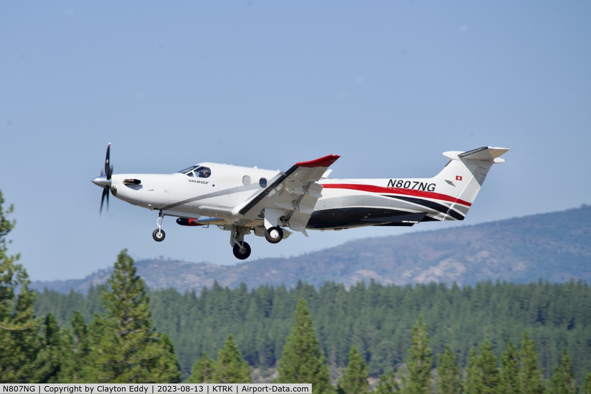 N807NG, 2018 Pilatus PC-12/47E C/N 1807, Truckee Tahoe airport in California 2023.