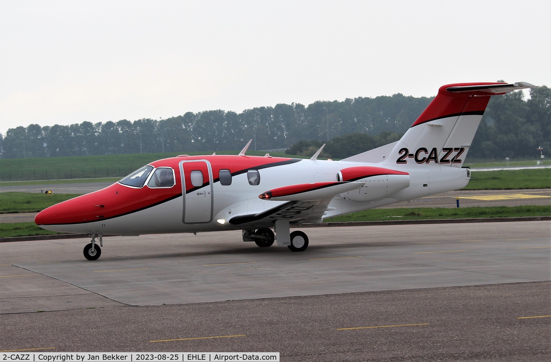 2-CAZZ, 2011 Eclipse Aviation Corp EA500 C/N 000267, Lelystad Airport
