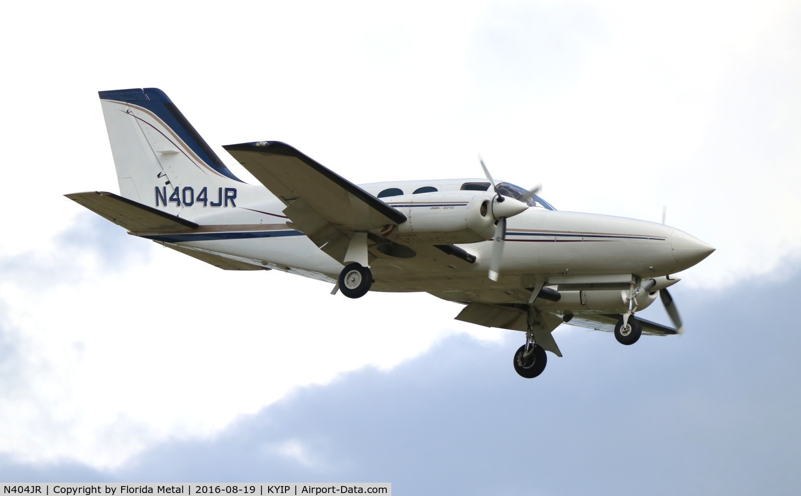 N404JR, Cessna 421C Golden Eagle C/N 421C0317, C421 zx