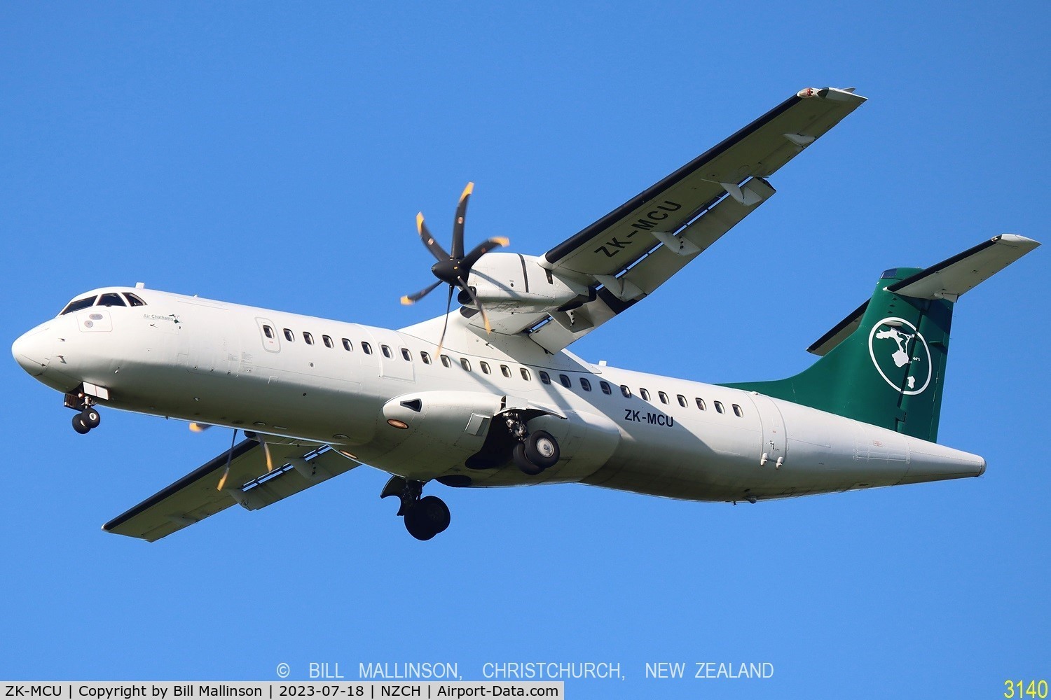 ZK-MCU, 2000 ATR 72-212A C/N 632, FROM THE CHATHAMS